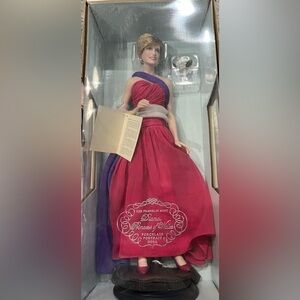 Franklin Mint Diana, Princess of Culture Porcelain Doll